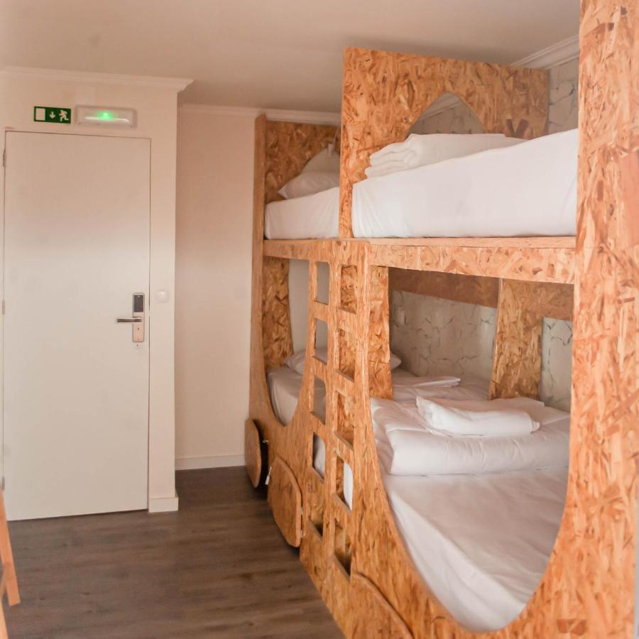 Ericeira Destination Hostel Buitenkant foto