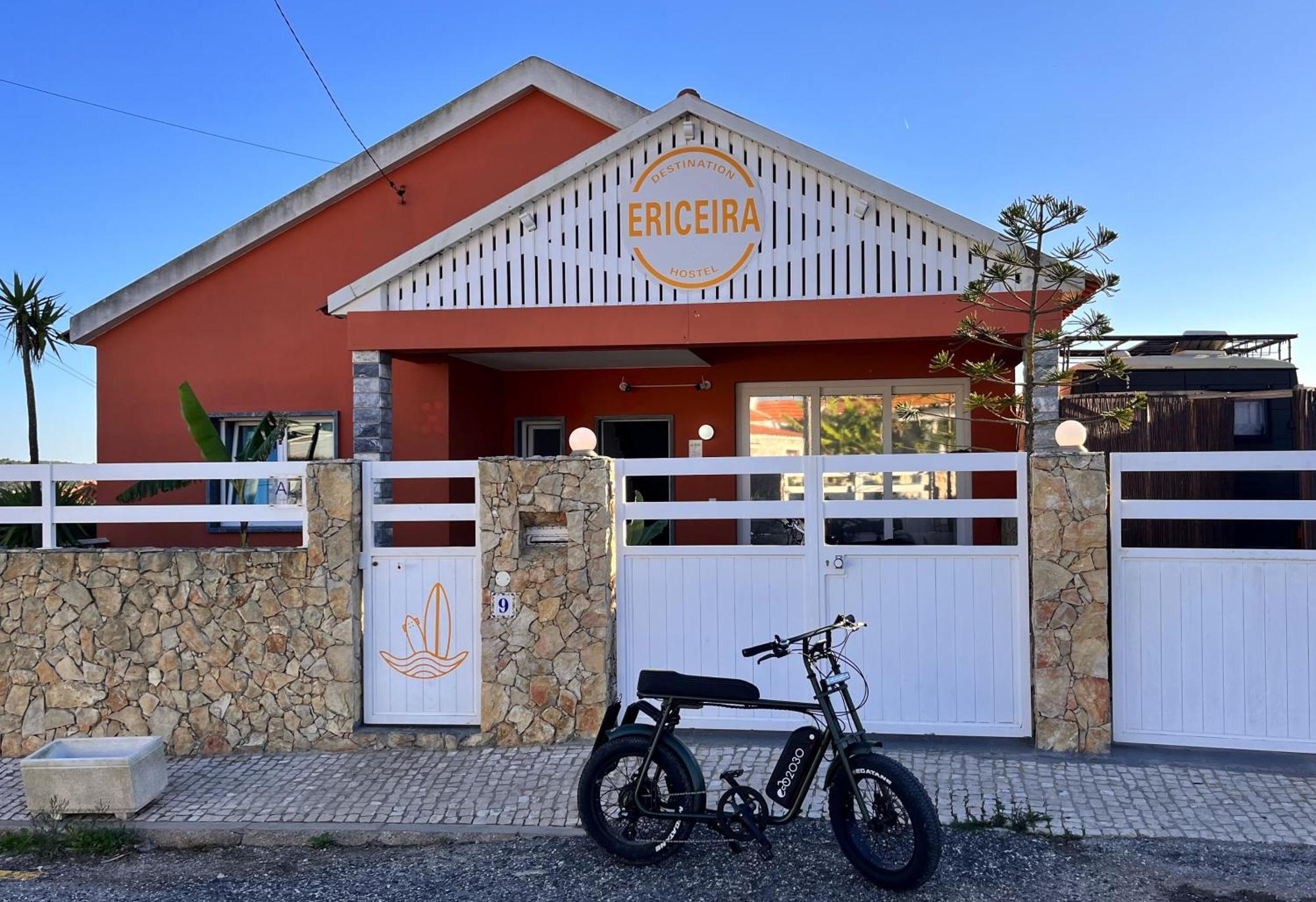 Ericeira Destination Hostel Buitenkant foto