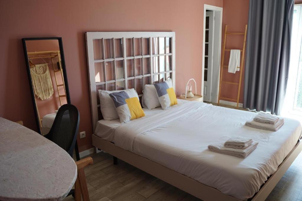 Ericeira Destination Hostel Buitenkant foto